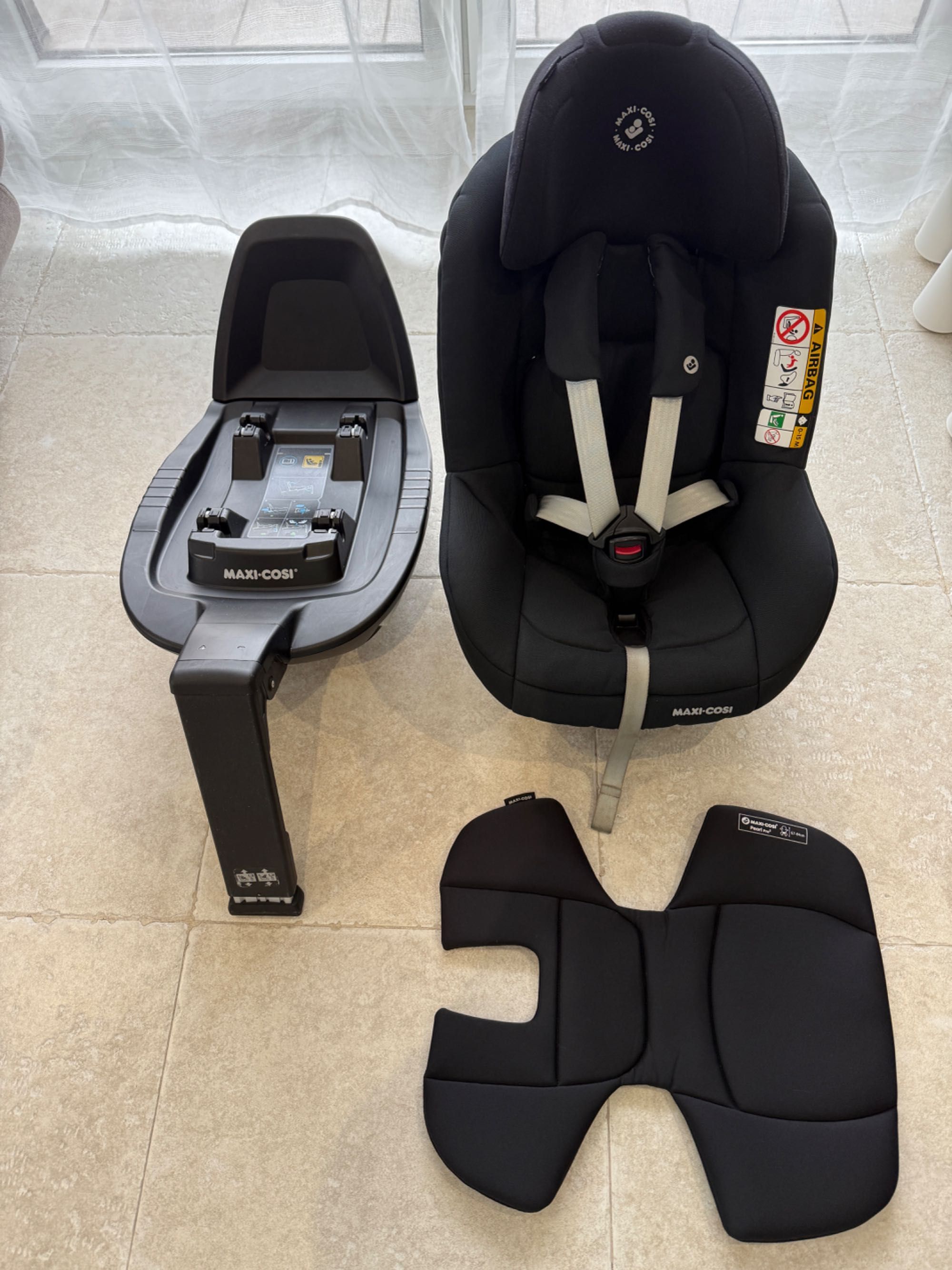 Fotelik samochodowy Maxi-Cosi Pearl Pro2 +baza Family Fix2 0-18kg