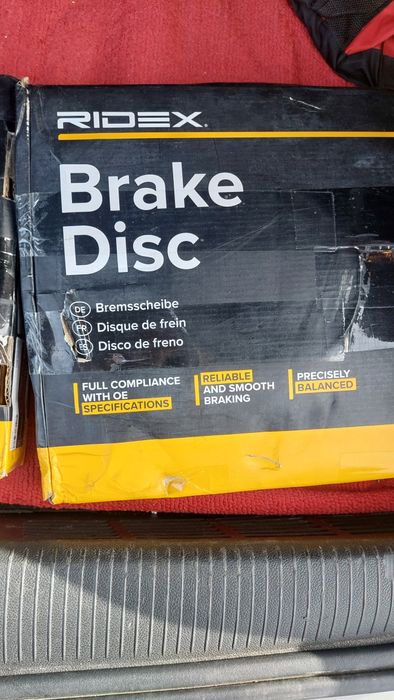 Discos de travões e pastilhas de travões ridex.