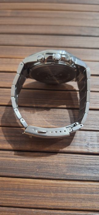 Casio edifice  EFB-680