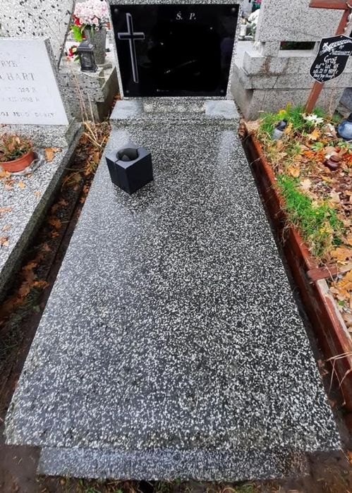 Sprzątanie grobów. Dbamy Pamiętamy