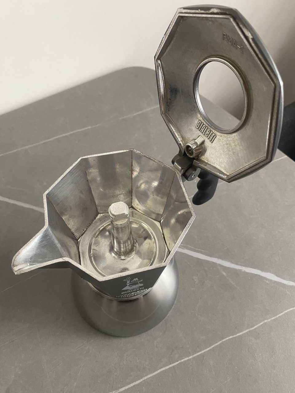 Кавоварка гейзерна Bialetti BRIKKA INDUCTION, на 4 чашки