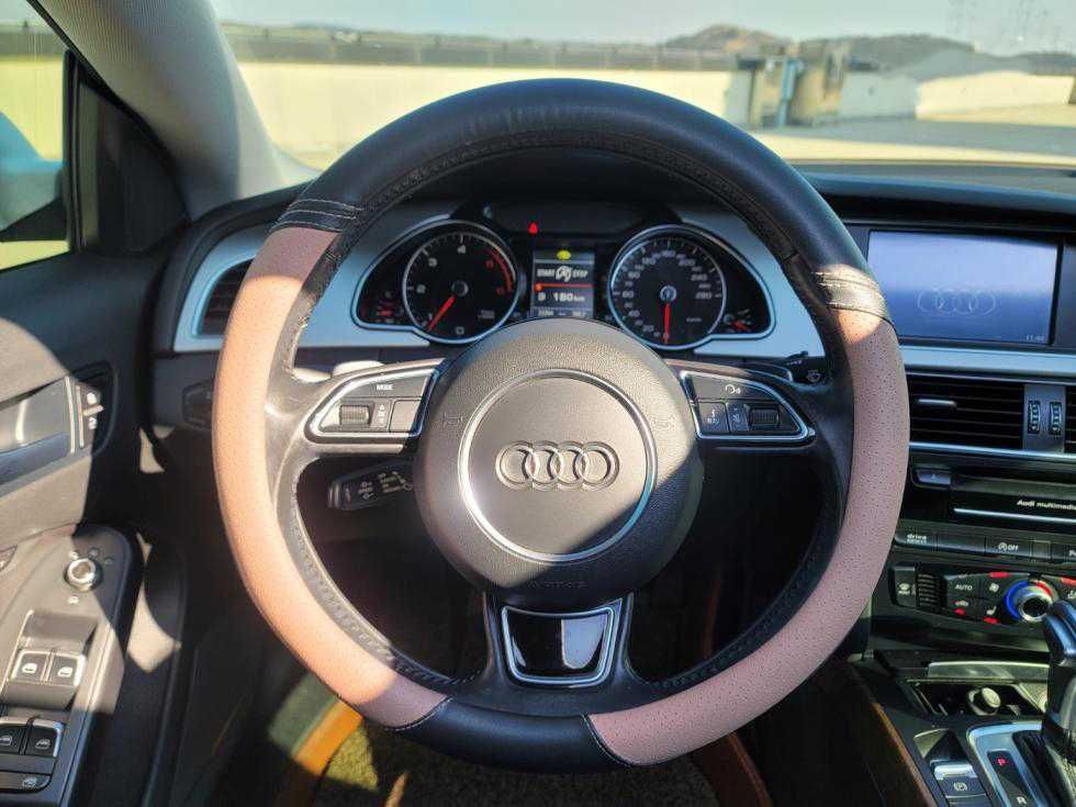 Автомобіль Audi A5 2015 4wd з Кореї