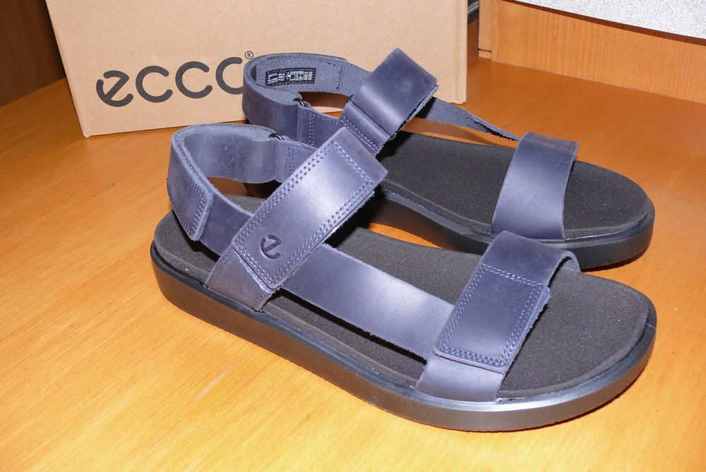 Sandały skórzane ECCO Flowt M 46 EU 29,5 CM granatowe