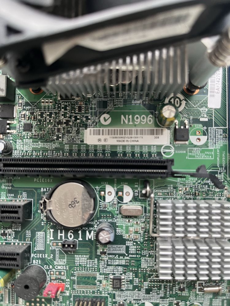 Płyta główna Lenovo z procesorem Intel i5