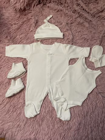 Комплект одягу для новонароджених 5 шт