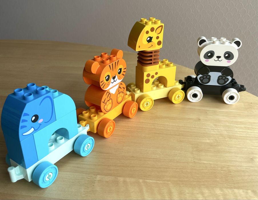 LEGO 10955 Duplo - Pociąg ze zwierzątkami 1,5+