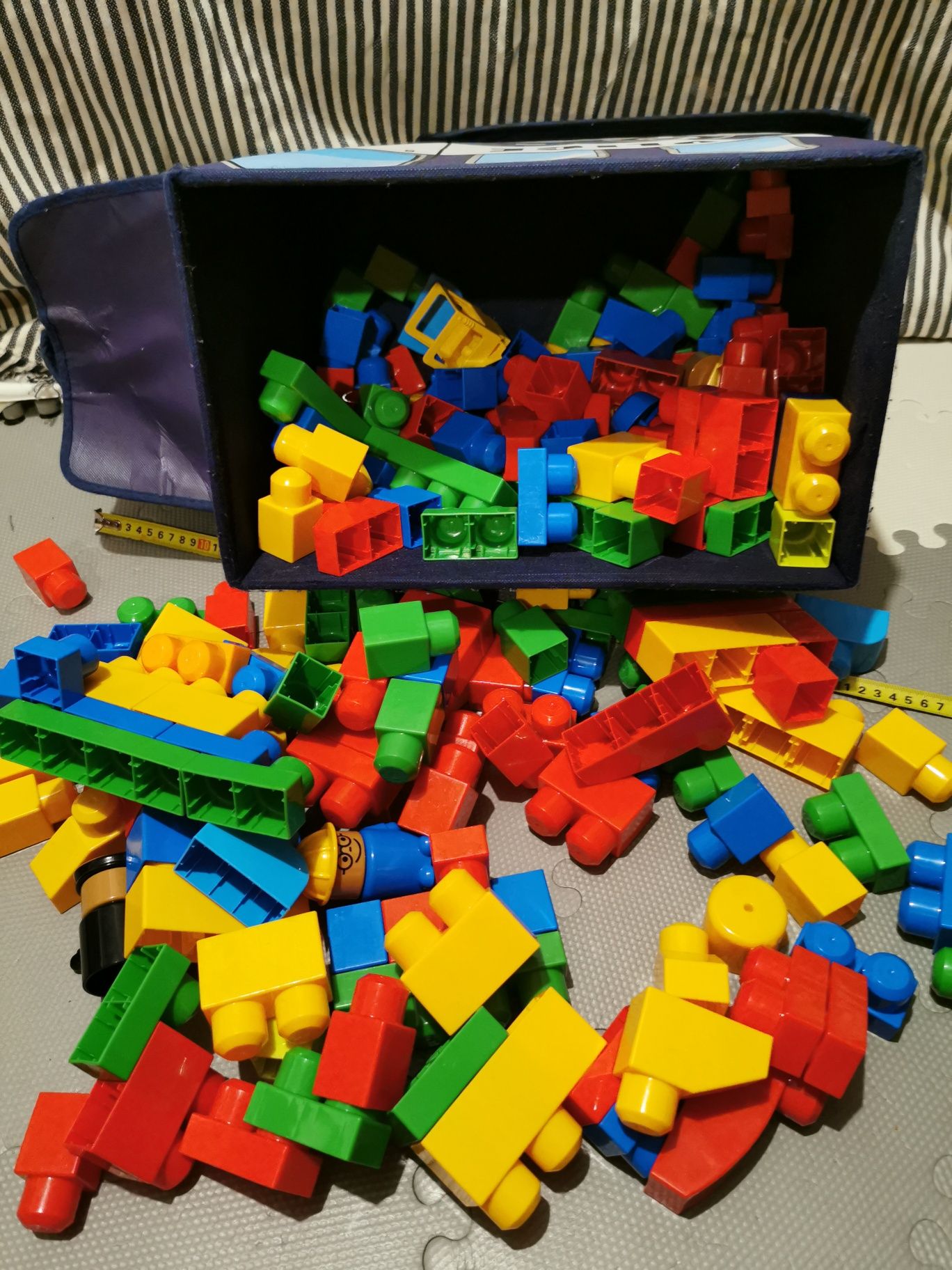 Pudło kocków Fisher price mega block