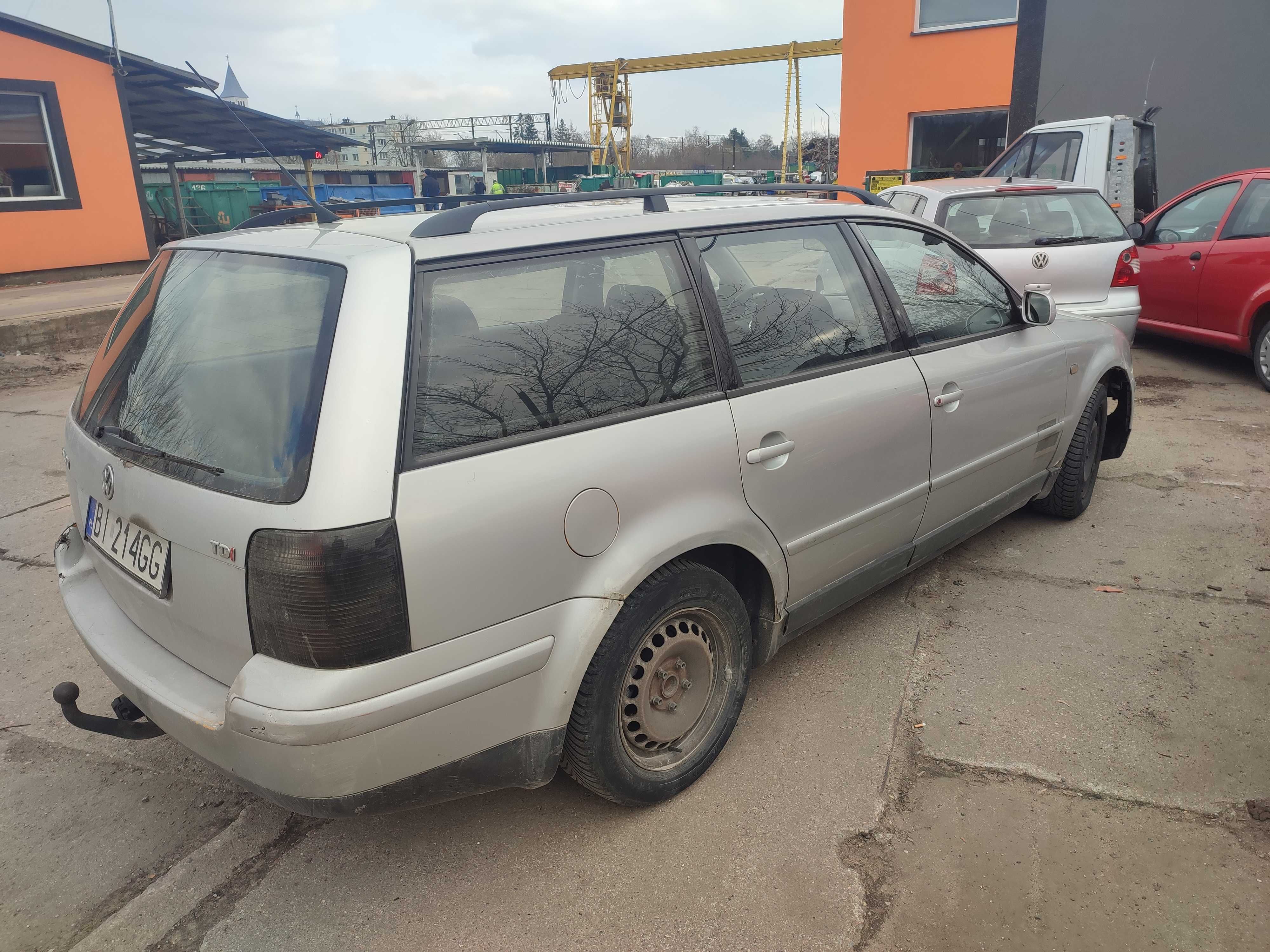 Volkswagen Passat B5 *kombi* 1.9 Tdi * Długie OC