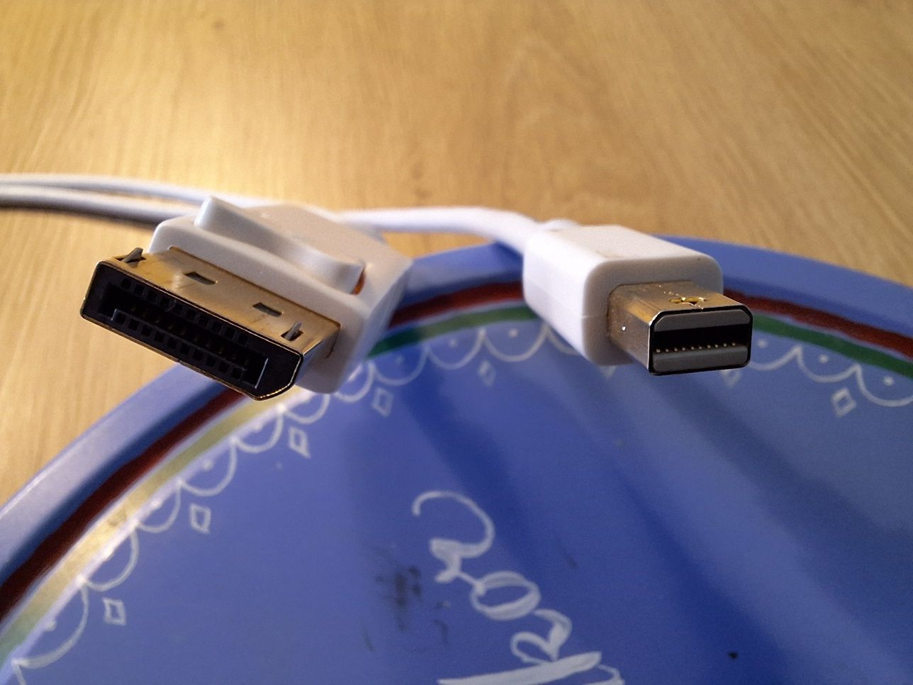Kabel Apple Mac Thunderbolt - Display Port biały, jak nowy (180 cm)