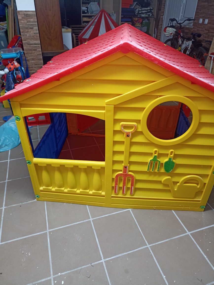 Casinha de brincar - criança
