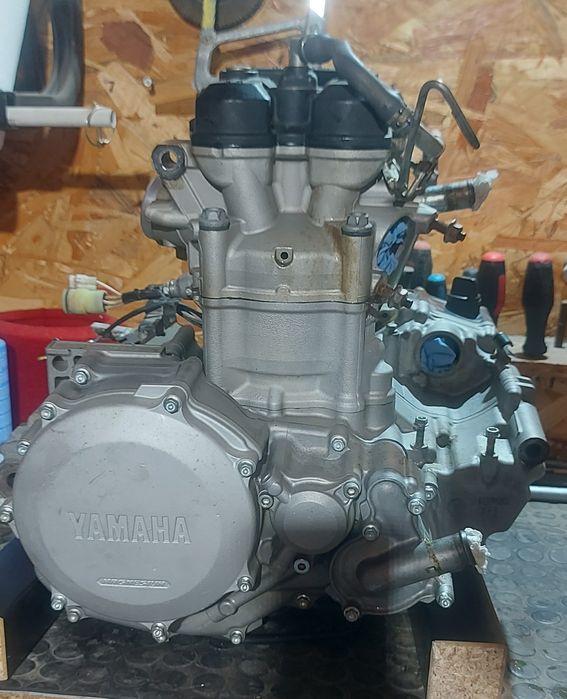 Motor yamaha yfzr