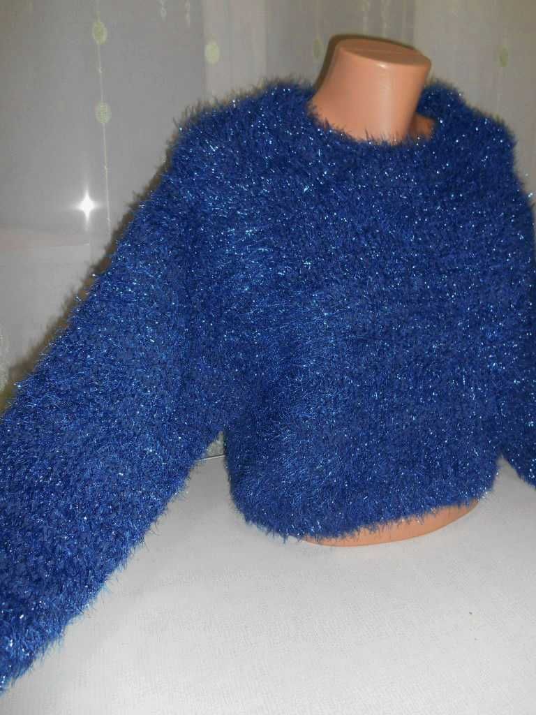 Короткий пушистый джемпер свитер травка с люрексом