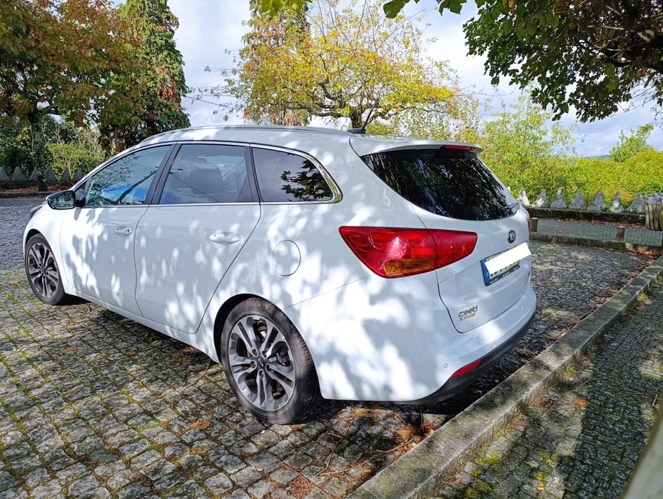 Carrinha Kia ceed SW