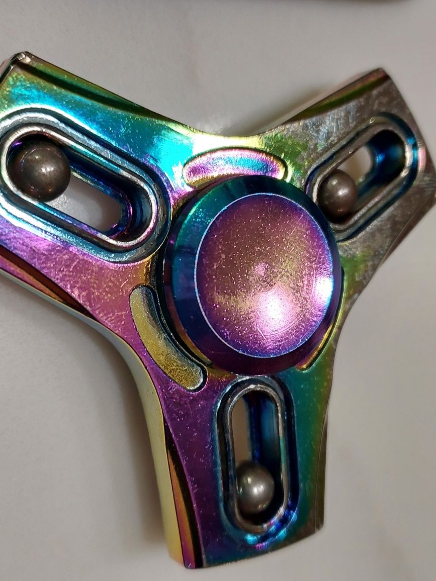 Oryginalny Spiner metalowy tęczowy metaliczny kameleon