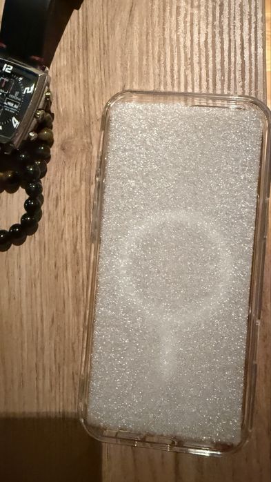 vendo capas para iphone 16 pro max novo