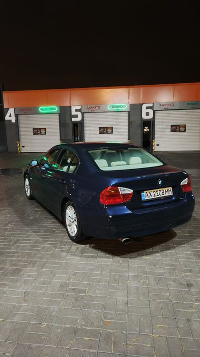 Продам bmw e90 318і