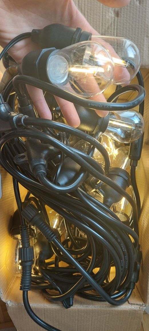 Nowa duża girlanda LED 15 metrów łańcucha świetlny do ogrodu na balkon
