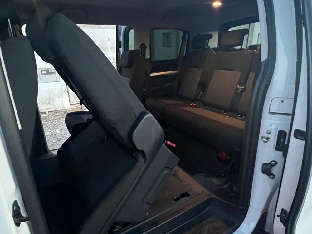Toyota proace de 9 lugares homolgada para transportes de crianças