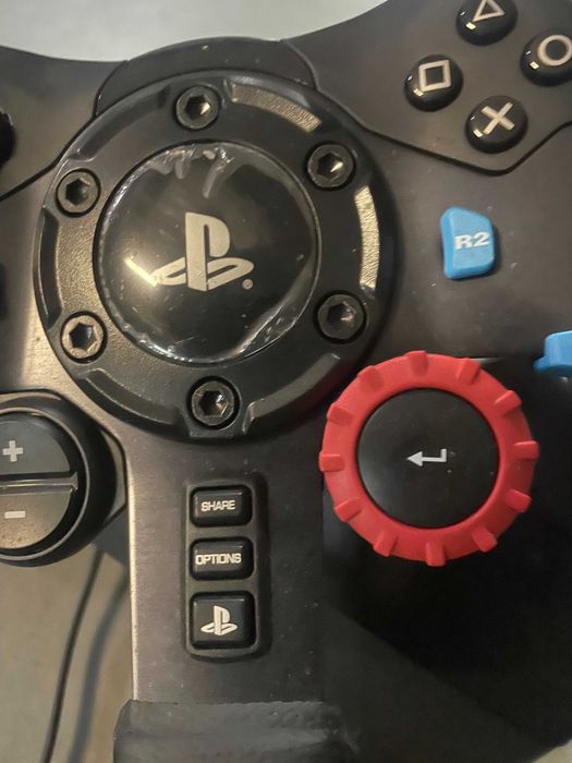Volante Logitech G29 com pedais - PS4