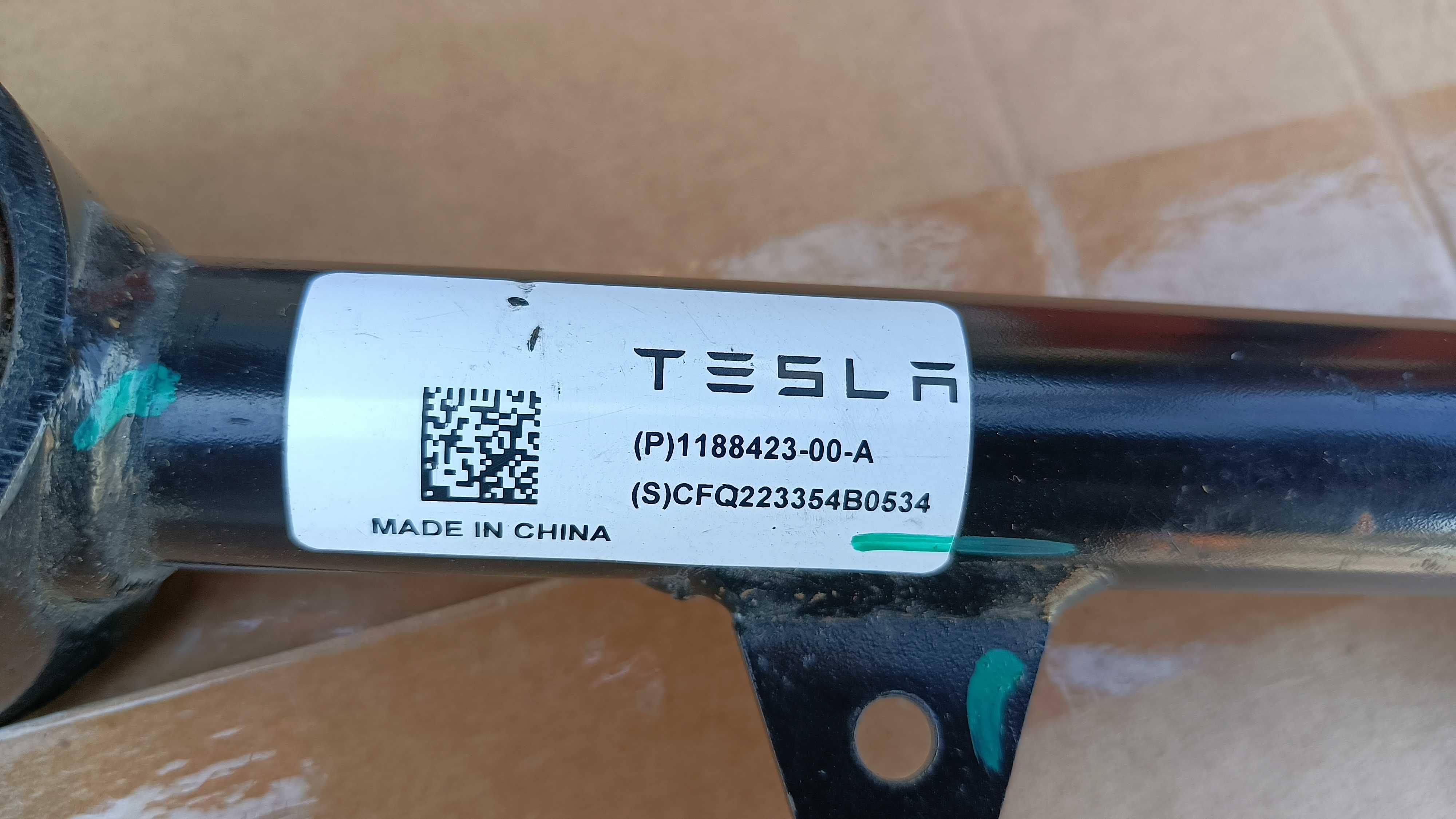 Продам задній верхній поперечний важіль (ричаг) Tesla model Y 2023