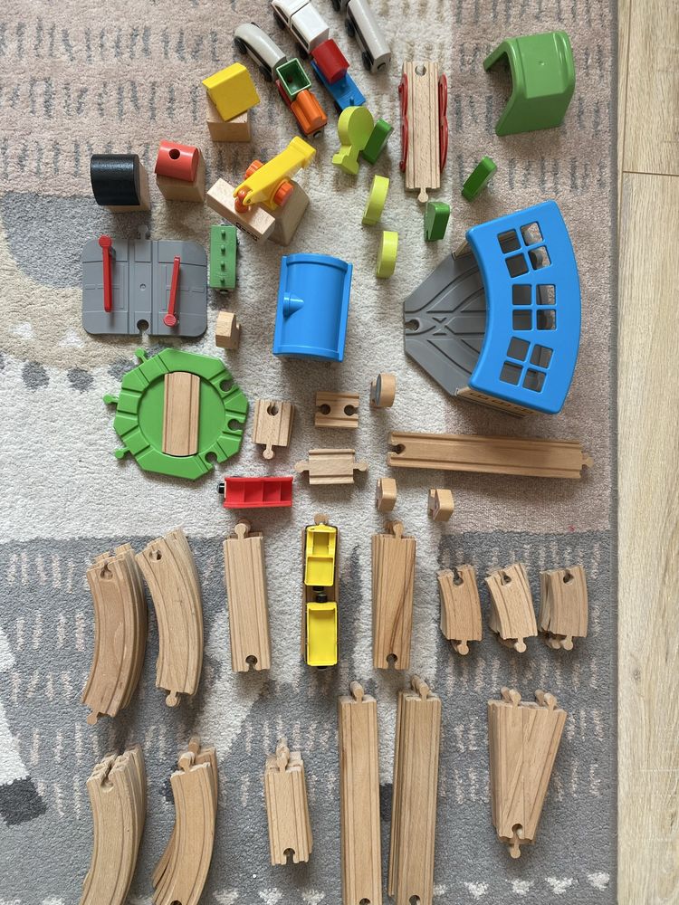 Tory kolejka ikea pociagi