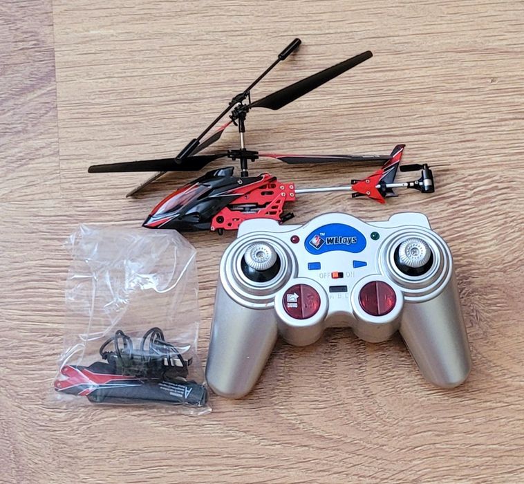 Продам дитячий вертоліт на радіокеруванні