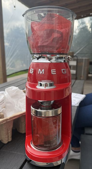 Moinho Cafe Grao SMEG novo com garantia