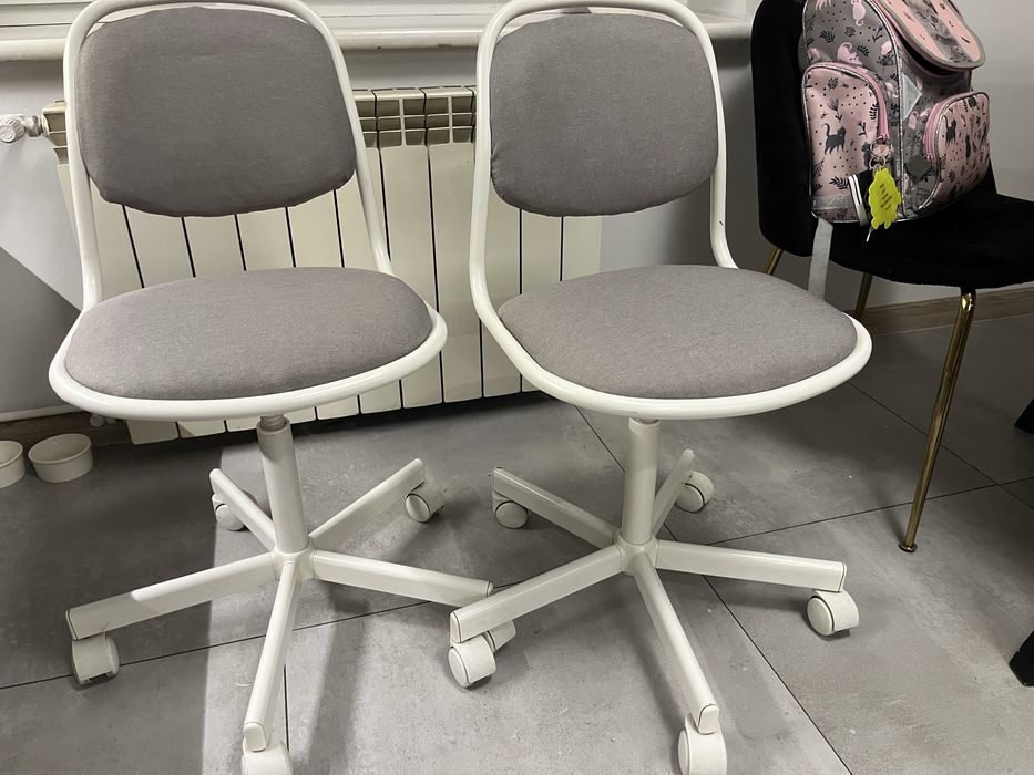 Krzeslo obrotowe ikea szare dwie sztuki dziecko