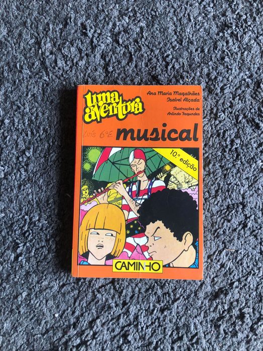 Conjunto de 6 livros da coleção “Uma aventura”