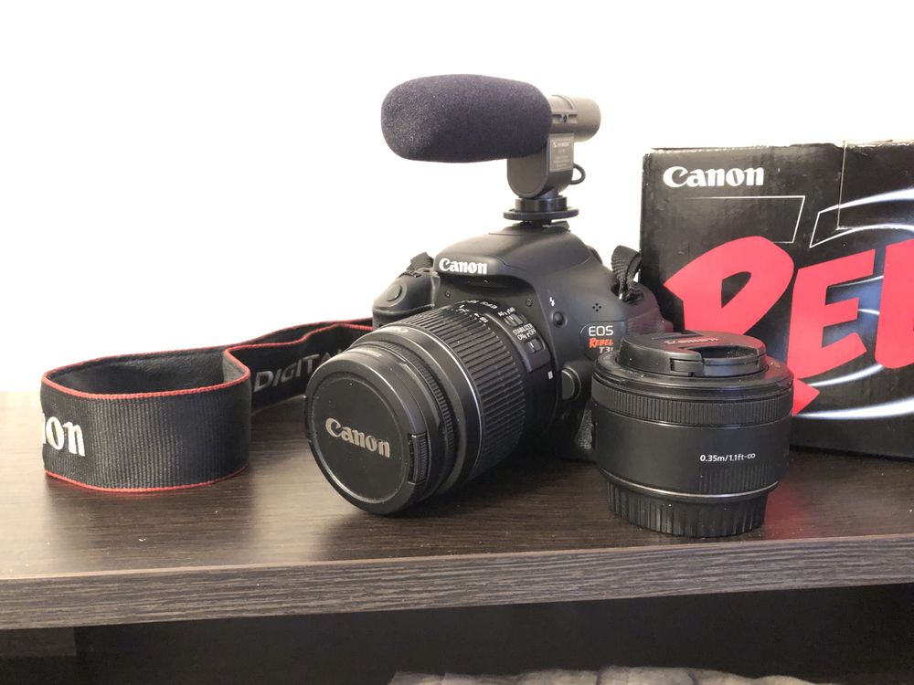 продам canon t3i 600D дешево фотостудія камера фотоаппарат