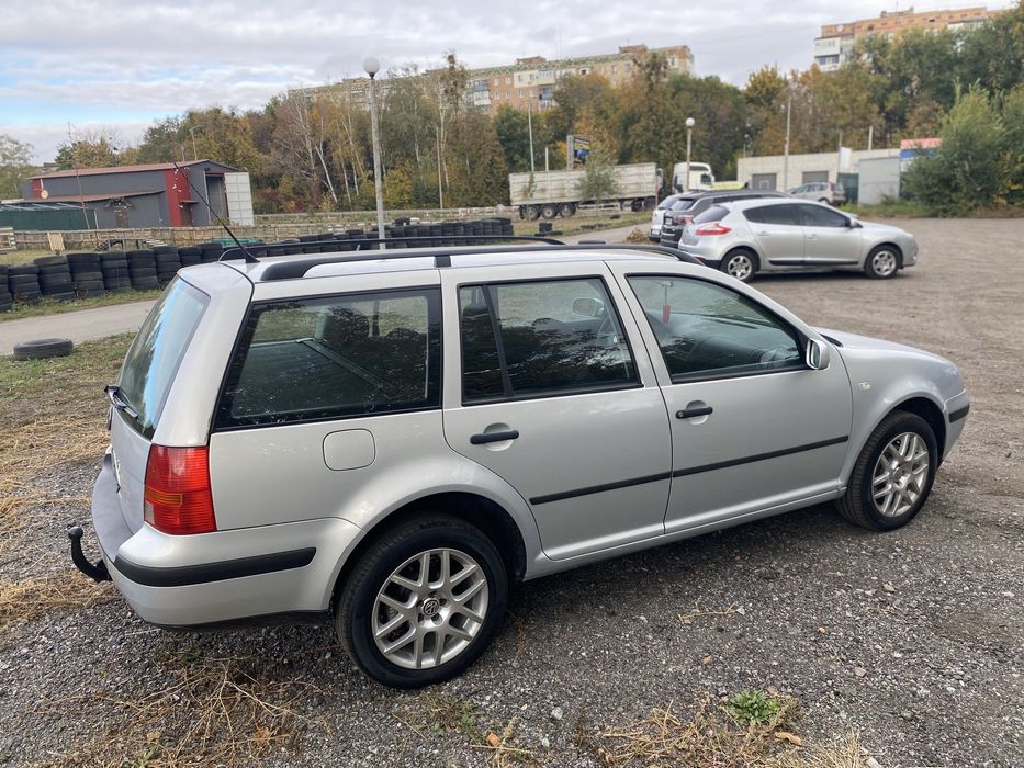 Гольф-4 Універсал 1.6 бензин