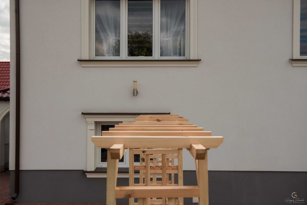 Pergola ogrodowa , kwiaty