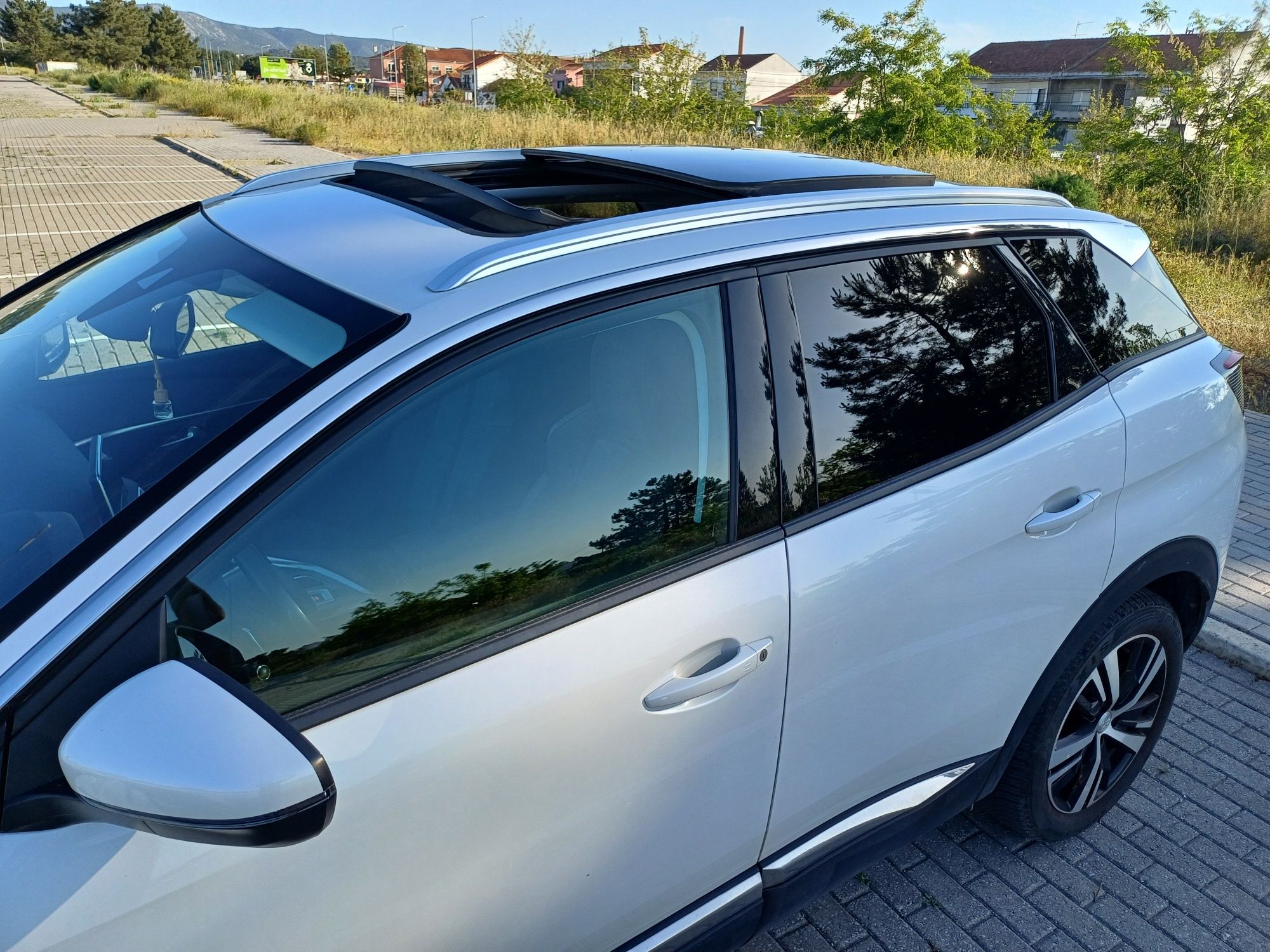 Peugeot 3008 allure automático