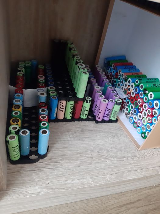 Акумулятори 18650. Li-ion.Б/У