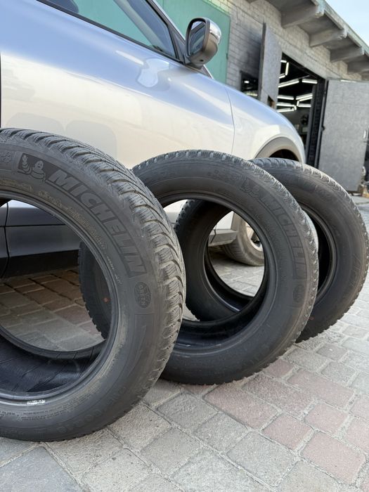 michelin alpin a4 215 60 r16