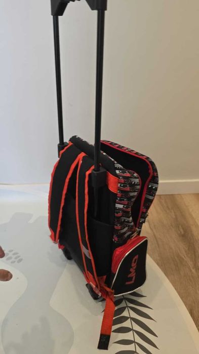 Mochila de Rodinhas Disney Pixar Carros Relâmpago McQueen