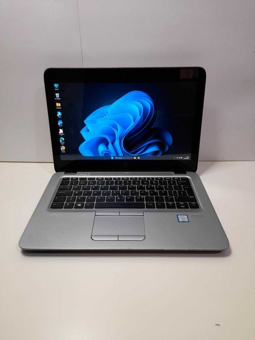 HP Elitebook 820 G4 - Intel Core i5 / 8Gb / SSD 240Gb / TouchScreen