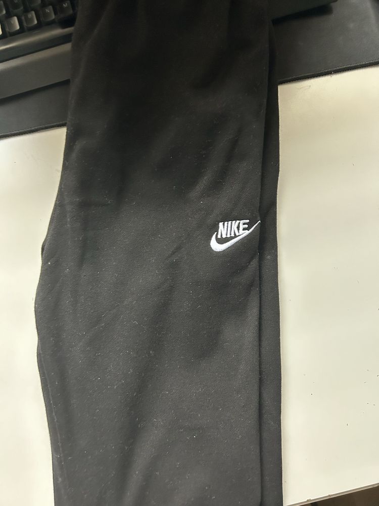 Spodnie czarne Nike