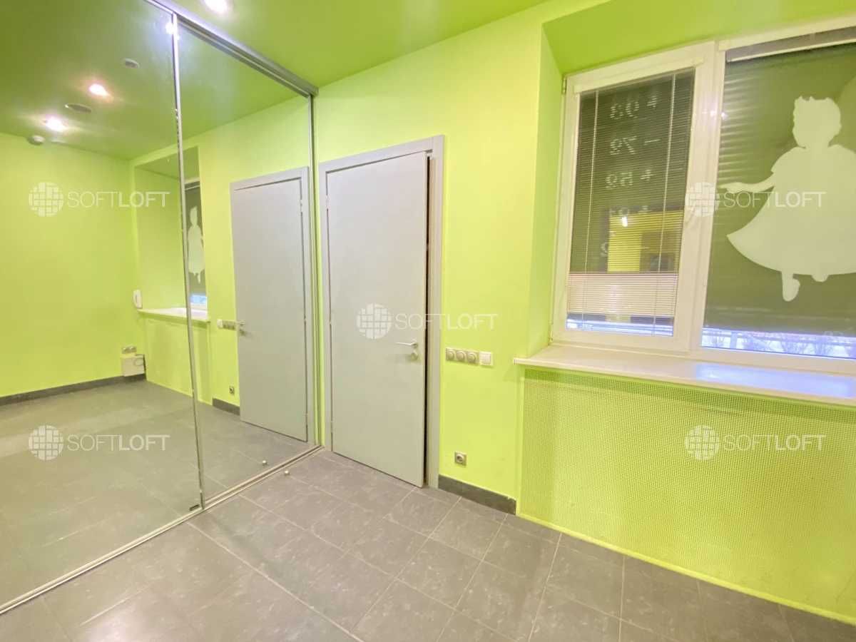 Продается помещение свободного назначения в районе Научной