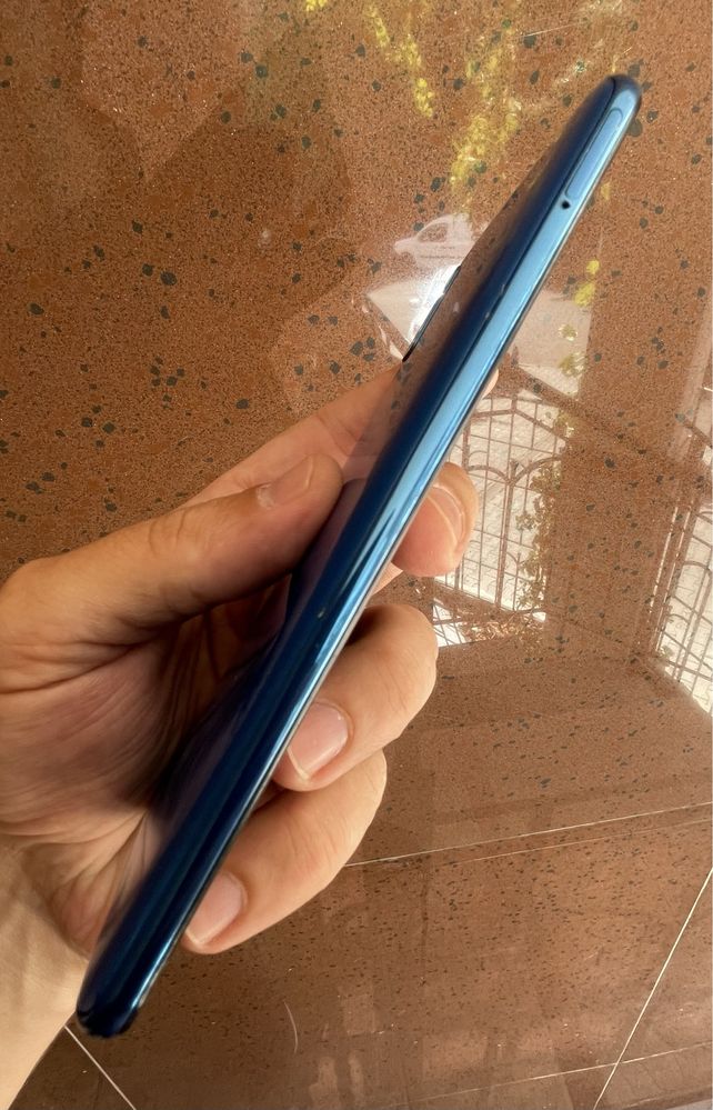 Мобильный телефон Samsung Galaxy A50, a505fn 4/64gb б/у