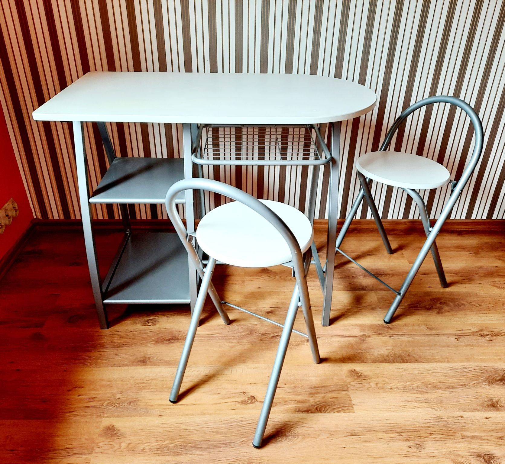 Stolik + krzesełka składane do małej kuchni