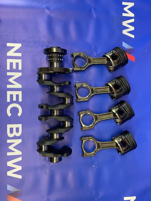 Колінчастий вал колінвал коліно BMW N47 B47 розборка