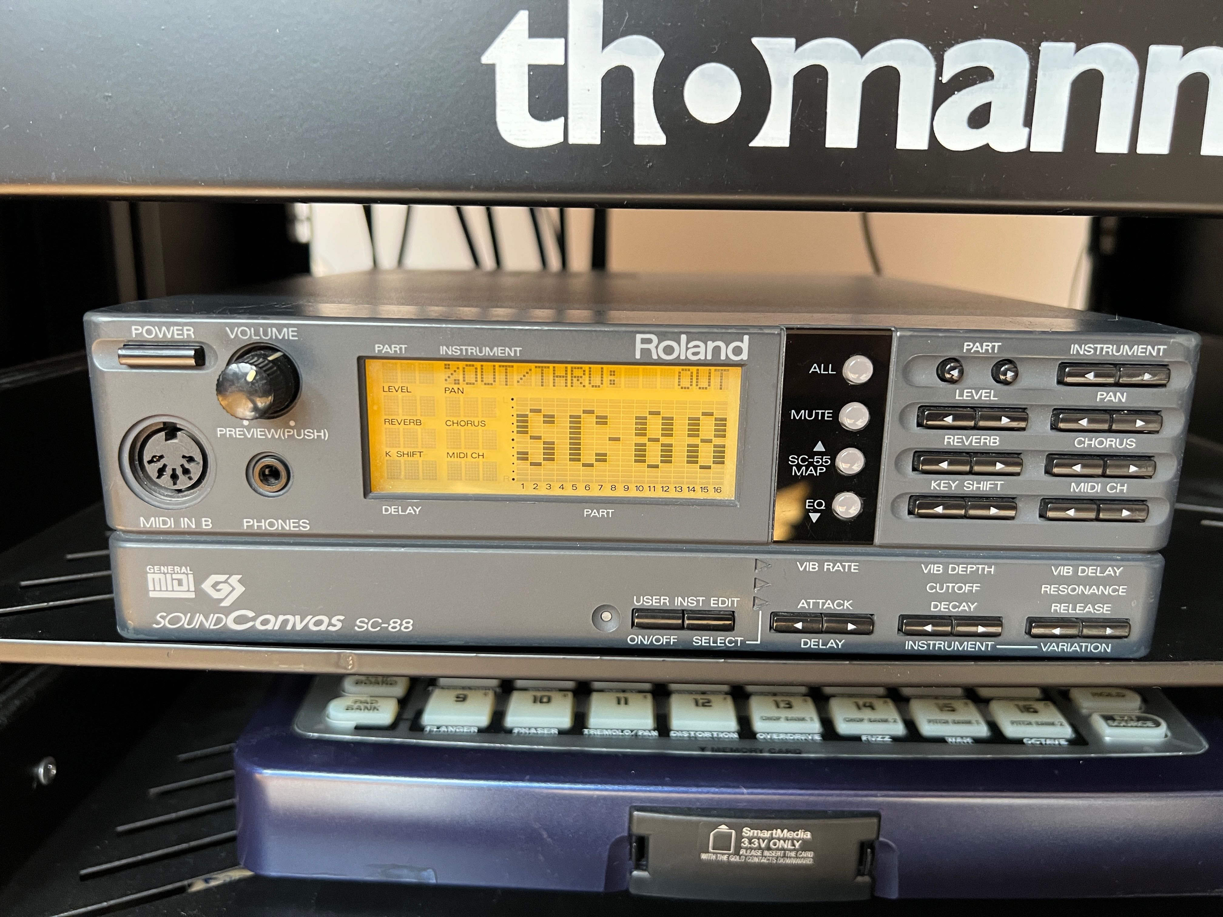 Moduł brzmieniowy / karta dźwiękowa Roland SC 88