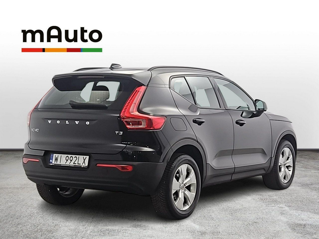 Volvo XC 40 T3 Momentum Core ! Z Polskiego Salonu ! Faktura Vat !