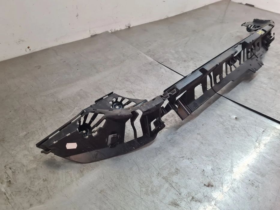 Guia de pára-choques trás central BMW 1 (F20)