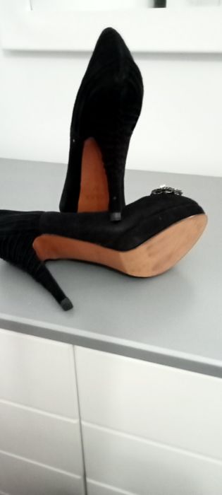 Sapatos elegantes