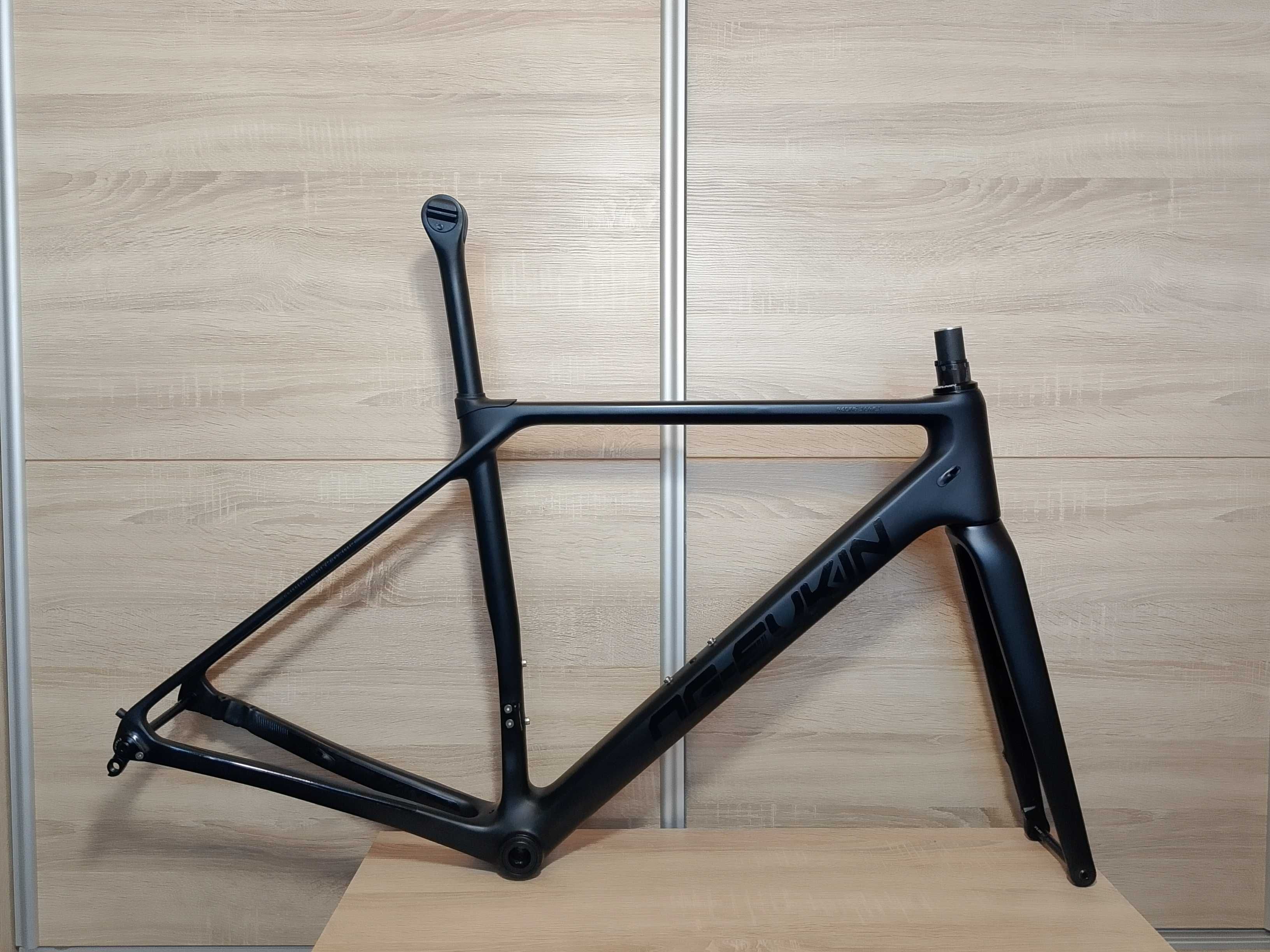 Rama szosowa Carbon DISC r.53 / S frameset OG-EVKIN CF-025