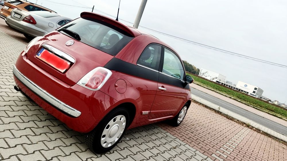 Fiat 500/klima/ pół skóry/ chromy/kamera/cofana /salon Polska