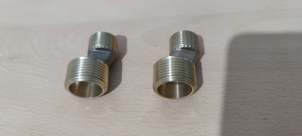 Acessório de canalização conhecido como excêntrico (NOVO)