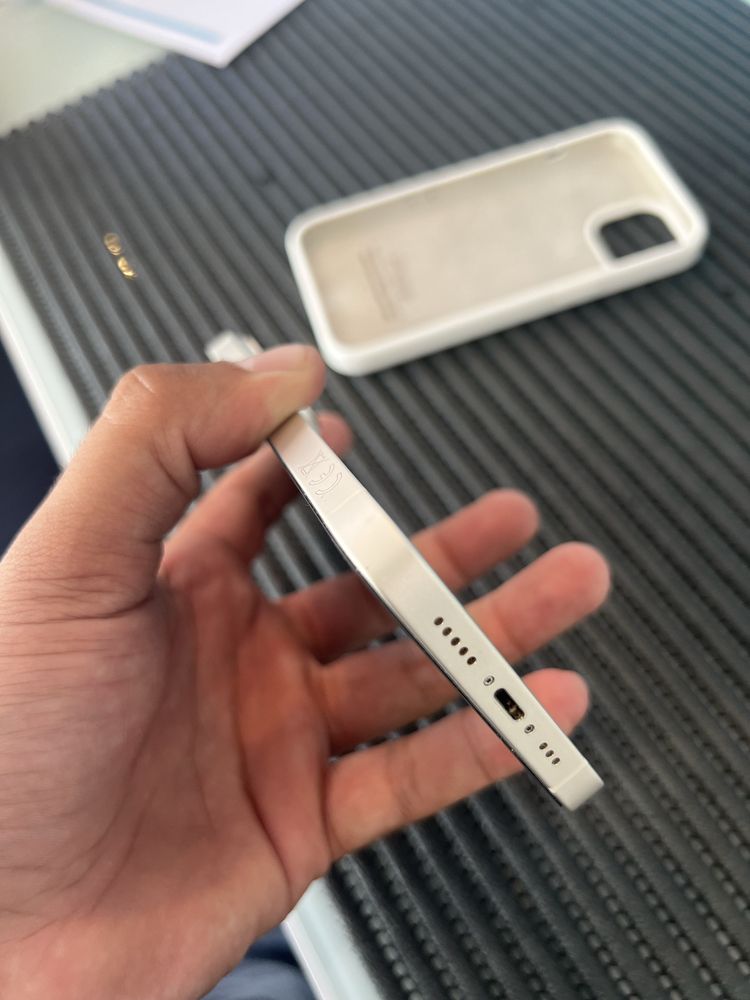 Iphone 14 branco IMPECAVEL